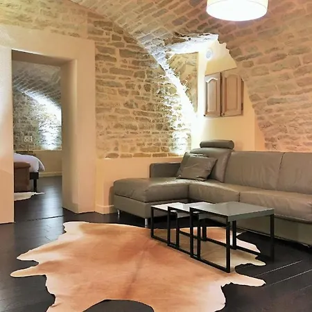 Lägenhet La Borde Dijon