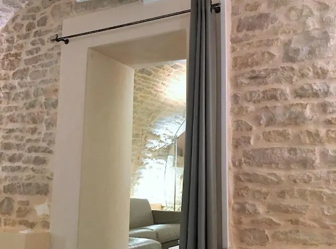 アパート アパルトマン ラ ボルド *